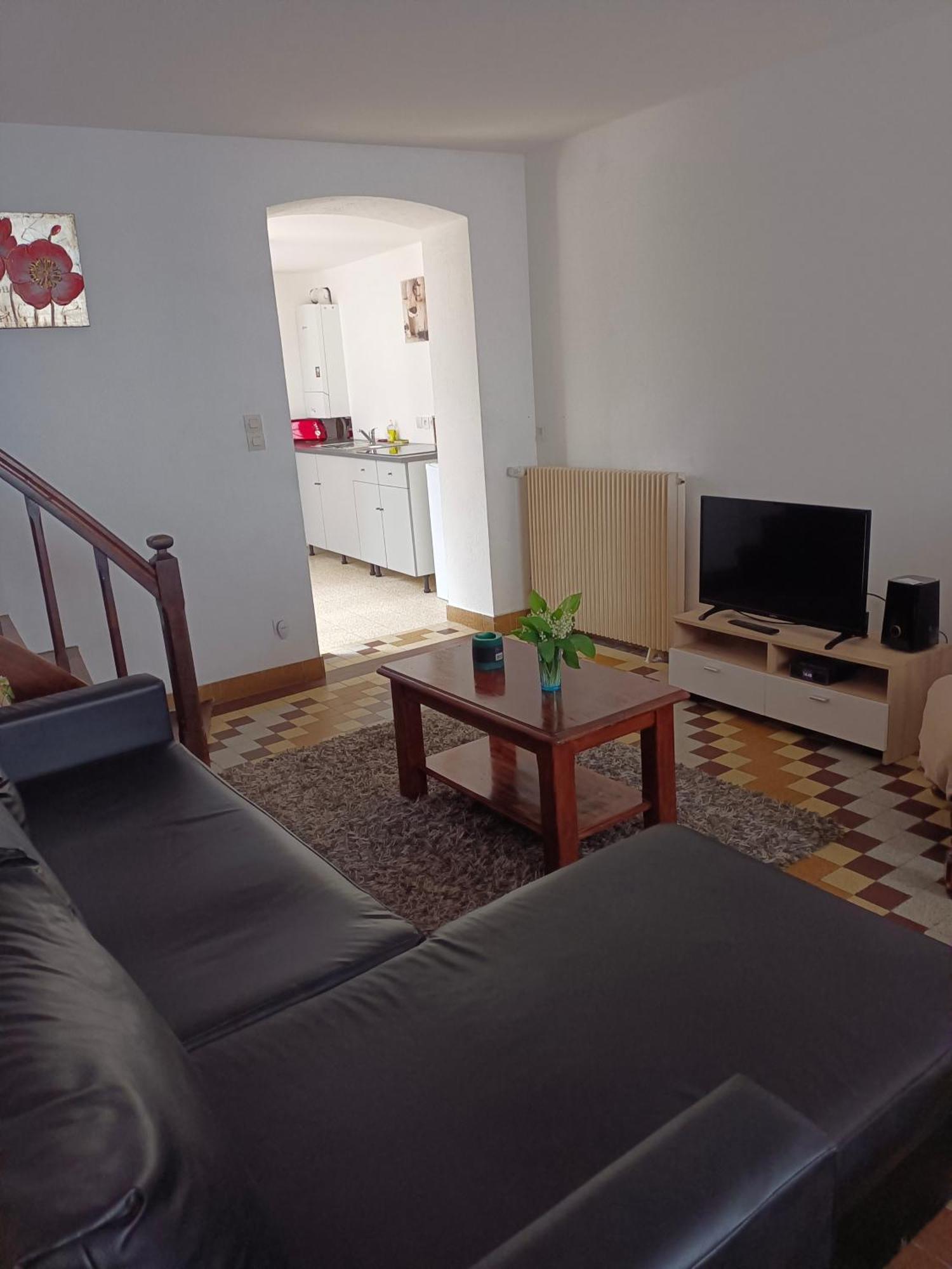 Petite Maison Etape Loire A Velo Ou Compostelle Мон Экстерьер фото