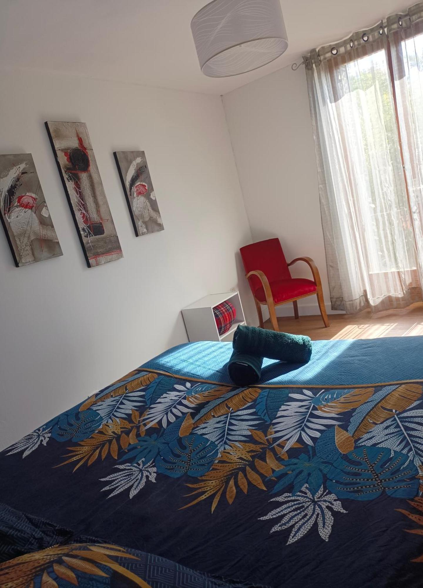 Petite Maison Etape Loire A Velo Ou Compostelle Мон Экстерьер фото